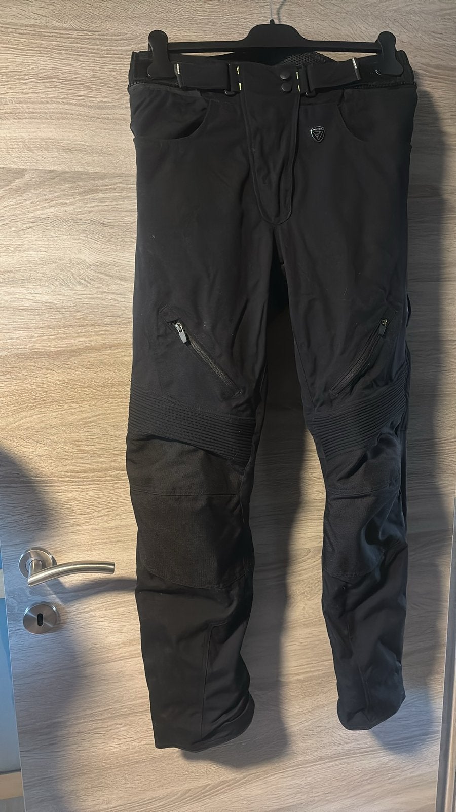 Pantalon moto, Motos, Enlèvement