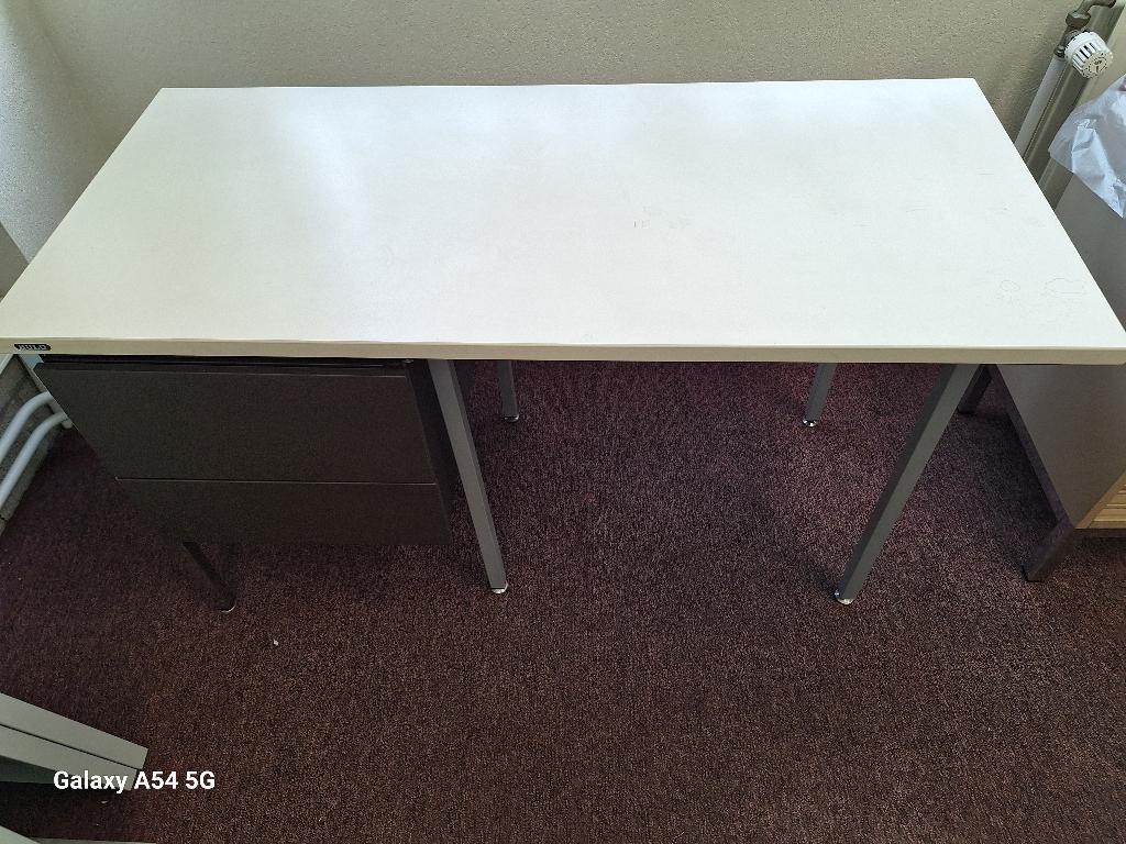 Bureau Bulo met ladenblok, Ophalen, Overige typen, Gebruikt, 120 cm