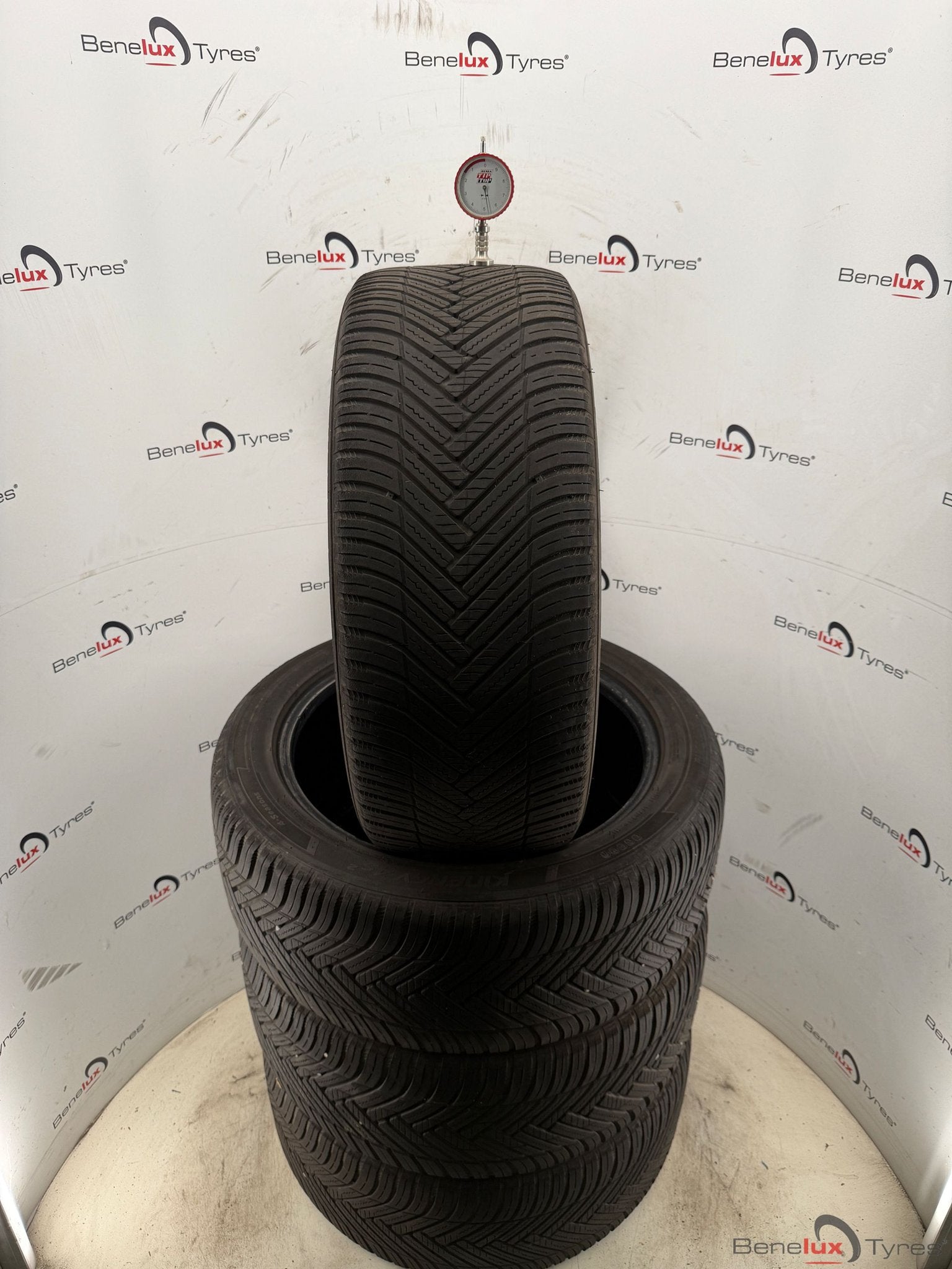 all-season 235/45R18 Hankook 235/45 R18 235/45/18 2354518, Autos : Pièces & Accessoires, 4 Saisons, Véhicule de tourisme, -, -