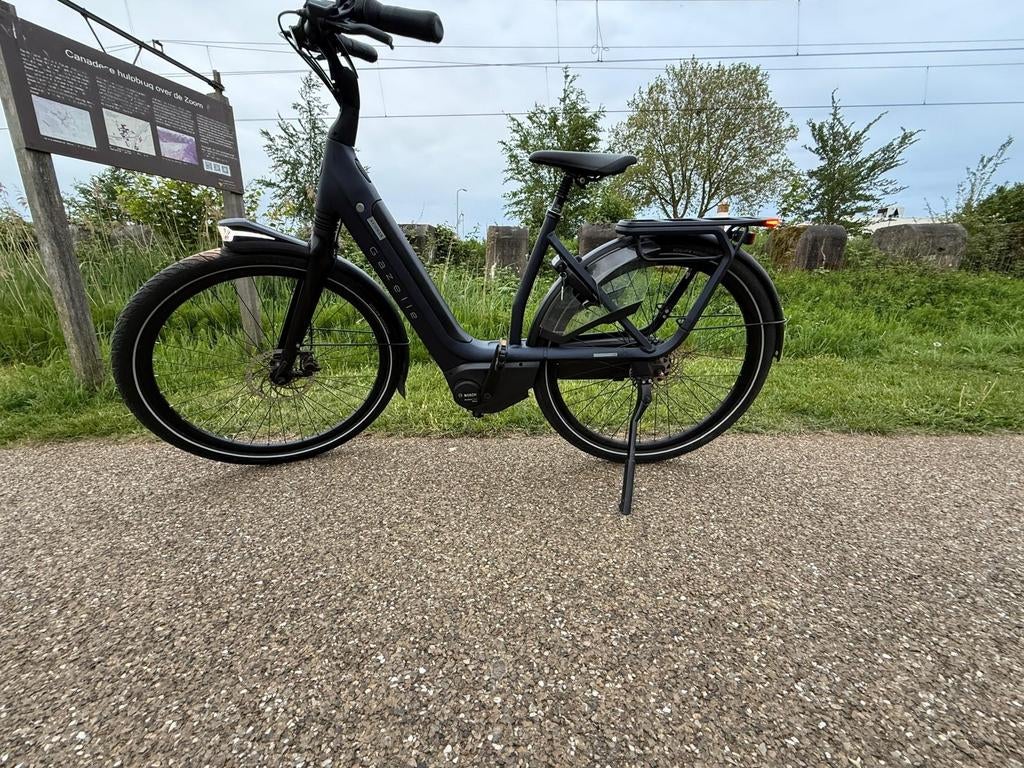 Gazelle Avignon C8 2023 - Zeer Goede Staat - Met Lader, Ophalen, Zo goed als nieuw, 51 tot 55 cm, 50 km per accu of meer