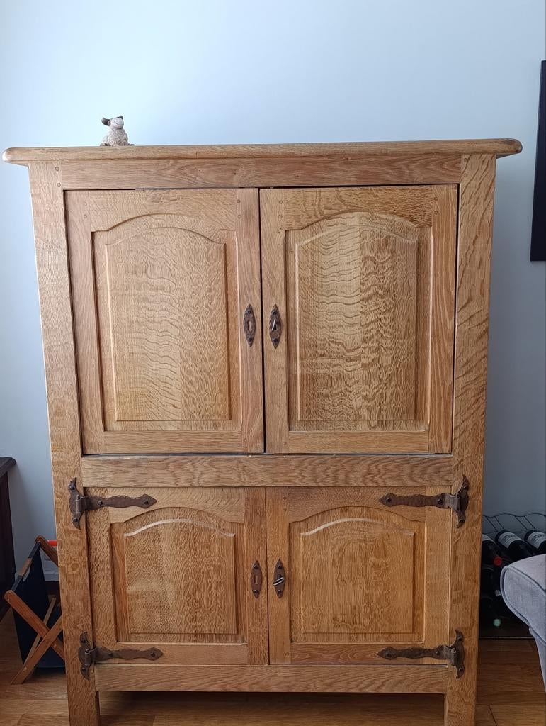 Tv-kast in eik, Ophalen