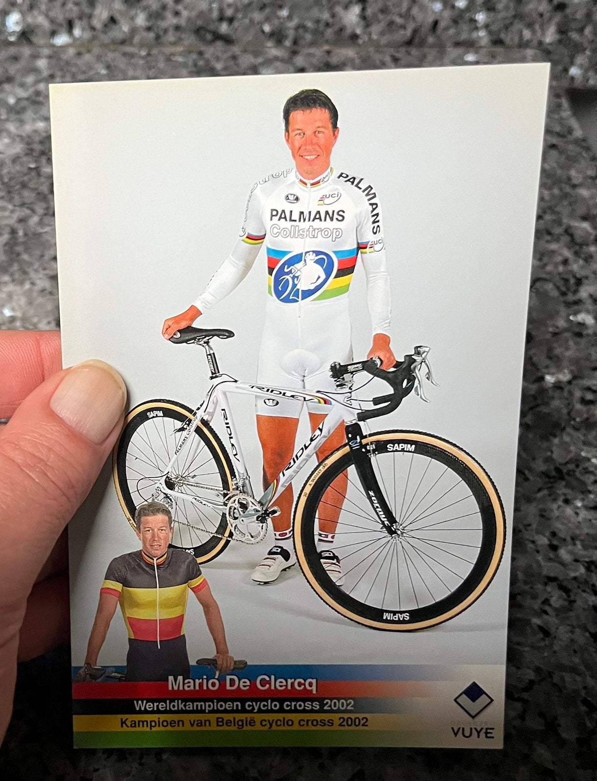 Mario De Clercq, champion du monde cycliste, Enlèvement, Comme neuf