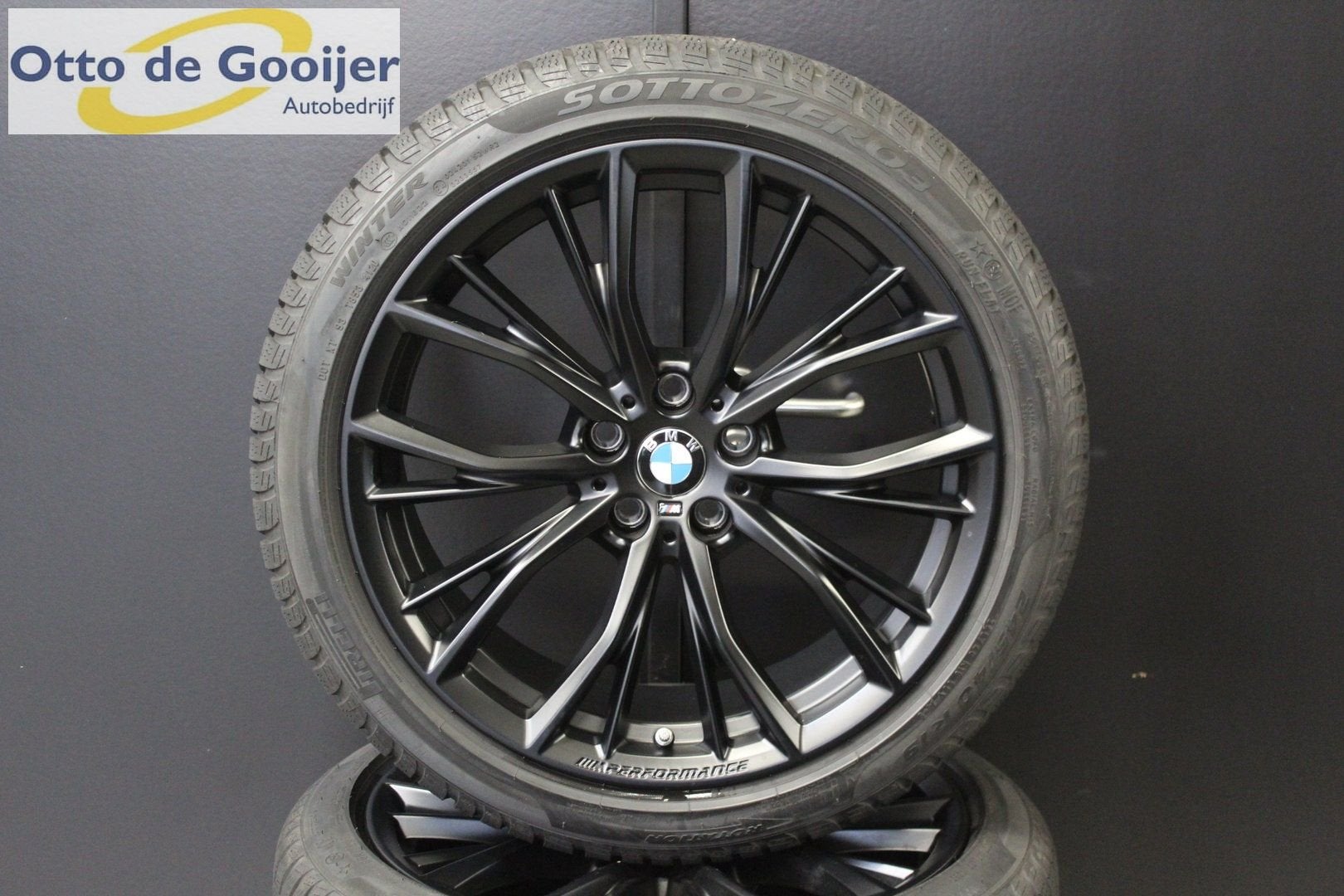 Originele BMW 5 Serie 8 Serie Velgen 19Inch Winterbanden 7MM, Auto-onderdelen, -, -, Banden en Velgen, Winterbanden