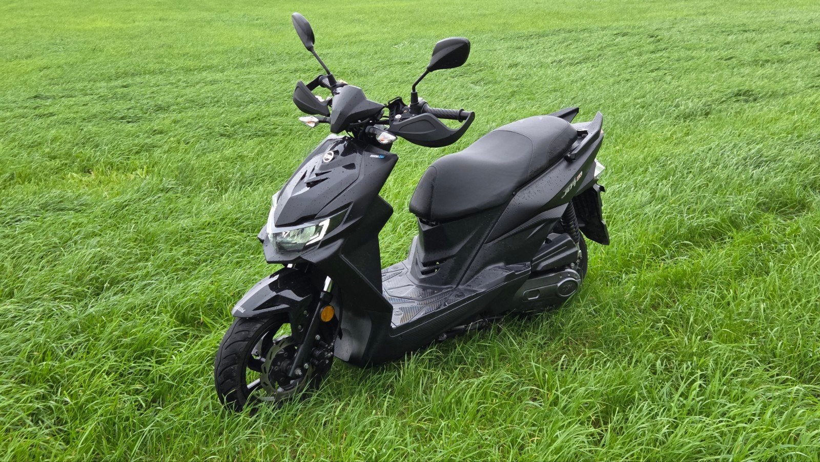 Sym Jet 4 rx 50CC B Onlangs onderhoud gehad, Fietsen en Brommers, Ophalen, Benzine