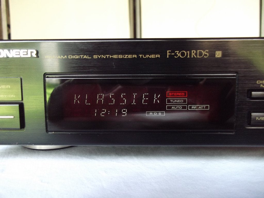 PIONEER tuner met RDS, Audio, Tv en Foto, Ophalen of Verzenden, Zo goed als nieuw