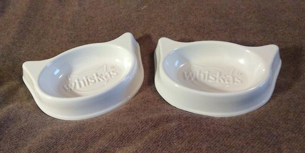 witte eetbakjes kat in steen. Set van 2 stuks, Dieren en Toebehoren, Ophalen of Verzenden