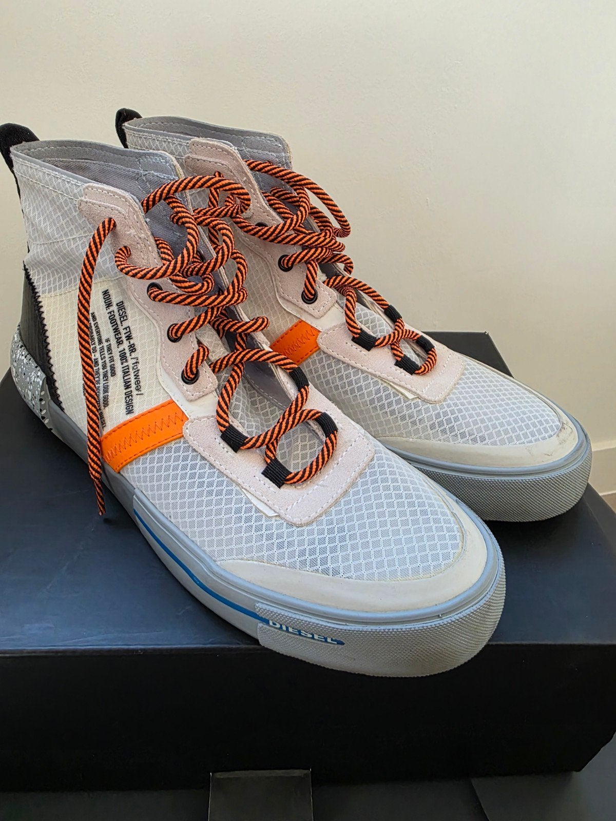 Diesel schoenen, Ophalen, Schoenen