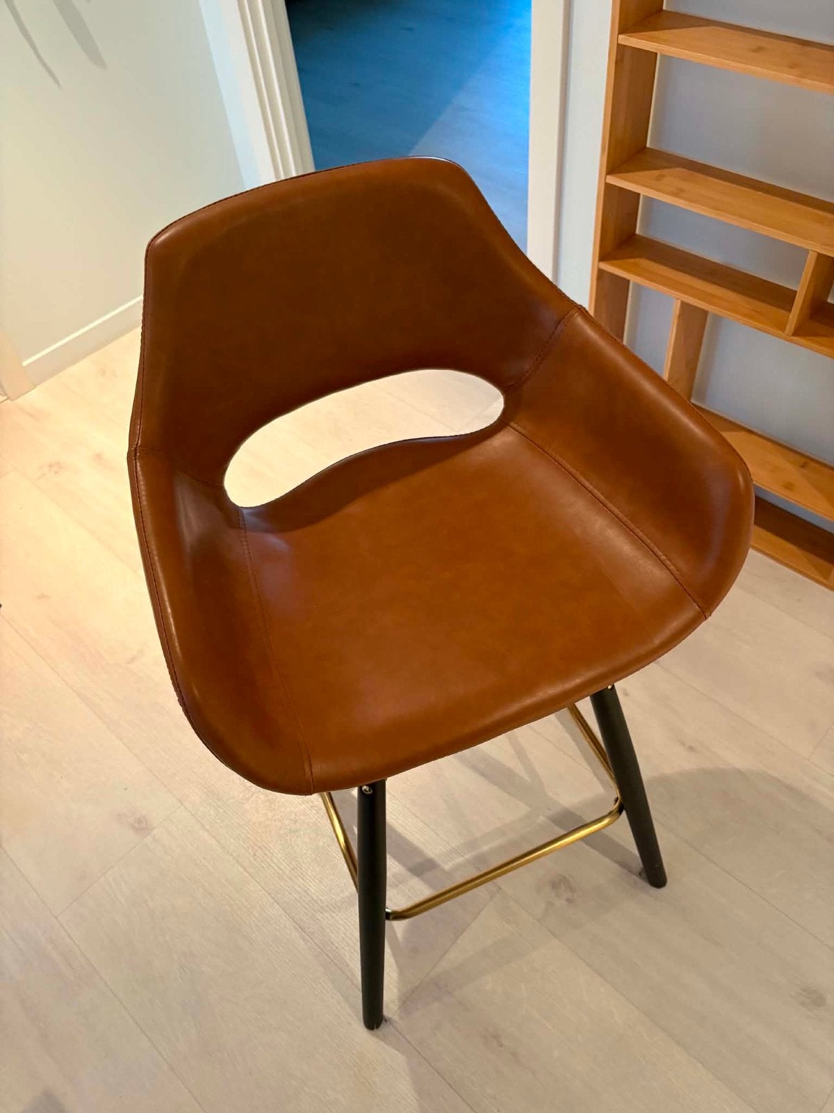Tabouret baseball, Enlèvement, Comme neuf