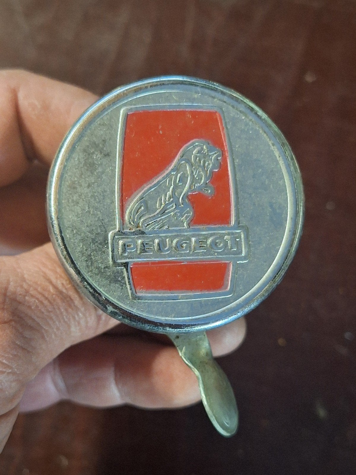 Vintage deurbel Peugeot logo rode leeuw jaar 70/80, Ophalen of Verzenden