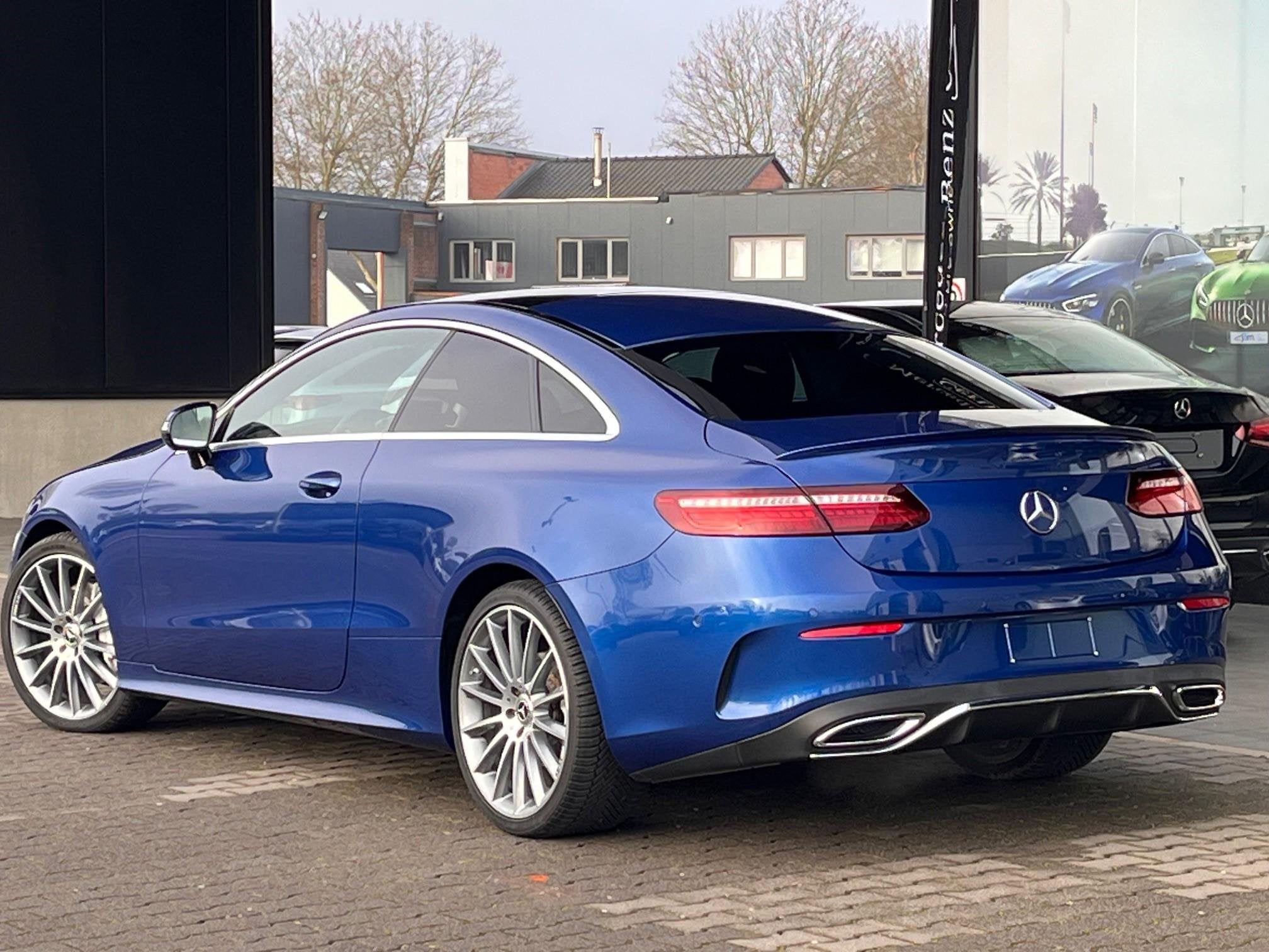 Mercedes-Benz E-klasse Coupé 220 d Amg/Pano, Auto's, Automaat, 4 zetels, Zwart, 4 cilinders