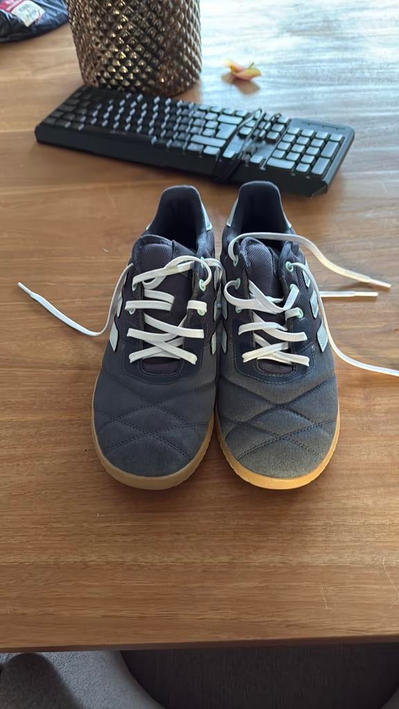 Adidas zaalvoetbalschoenen, Ophalen, Zo goed als nieuw