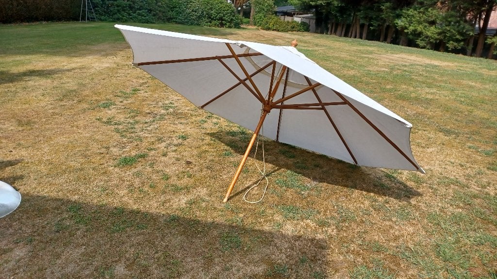 Parasol (linge de maison), Jardin & Terrasse, Enlèvement, Utilisé, 2 à 3 mètres, Parasol sur pied