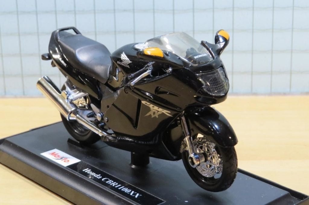 Honda CBR1100XX Blackbird black 1:18 Maisto, Enlèvement ou Envoi, Neuf, Moteur, Maisto