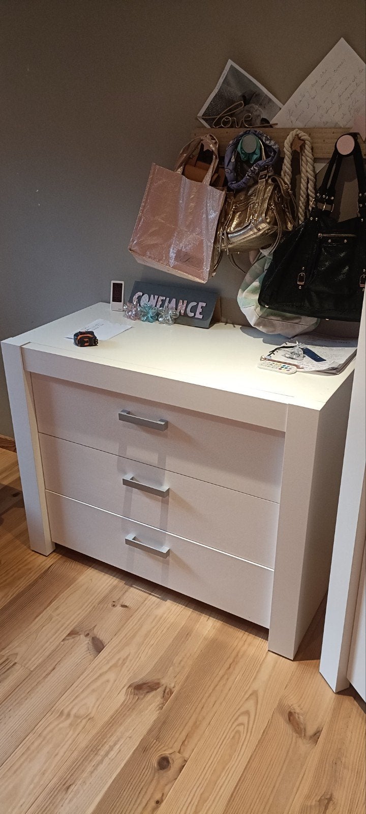 eigentijds dressoir., Kinderen en Baby's, Ophalen
