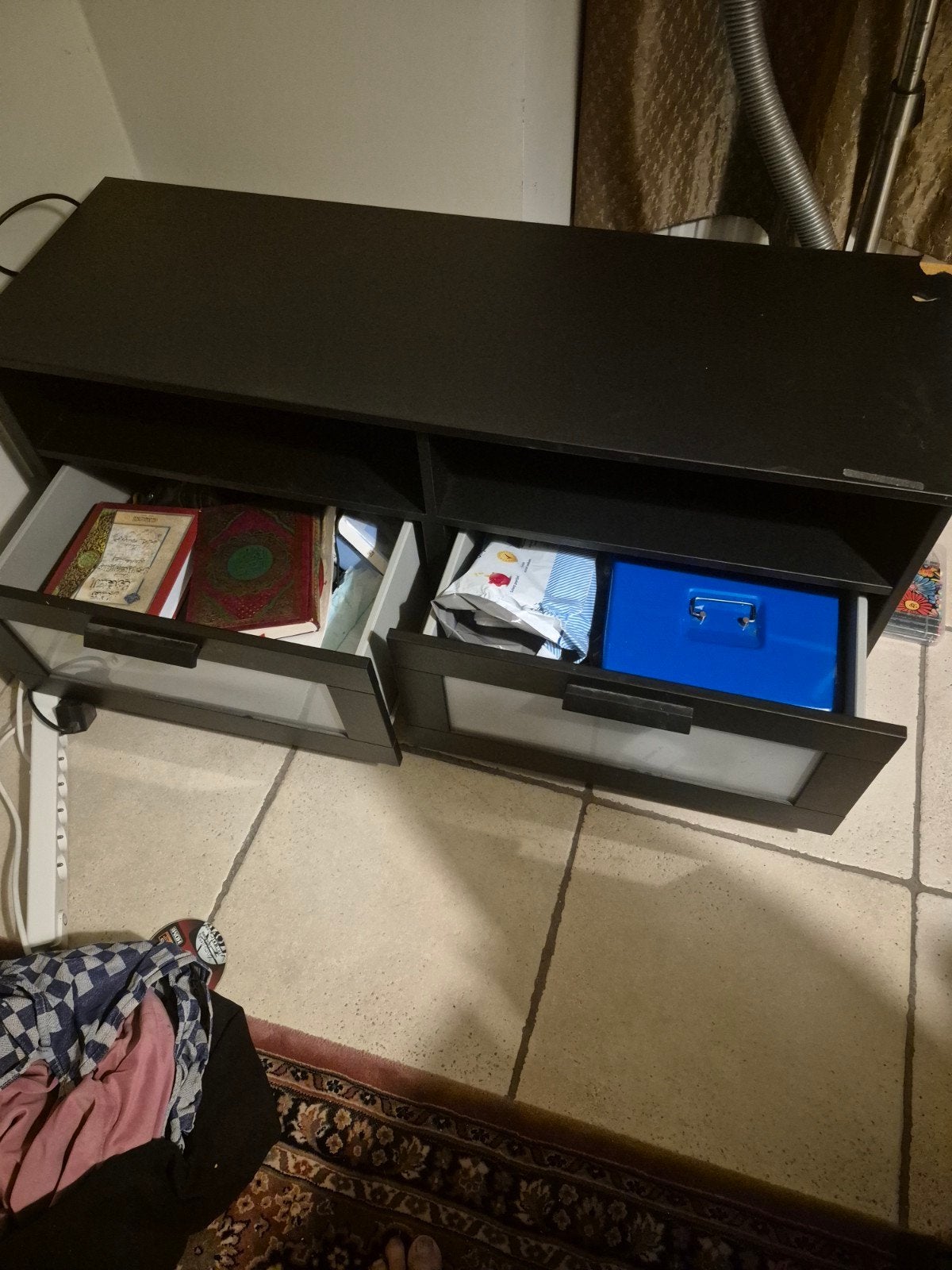 table TV, 25 à 50 cm, Enlèvement ou Envoi, Utilisé, Chêne
