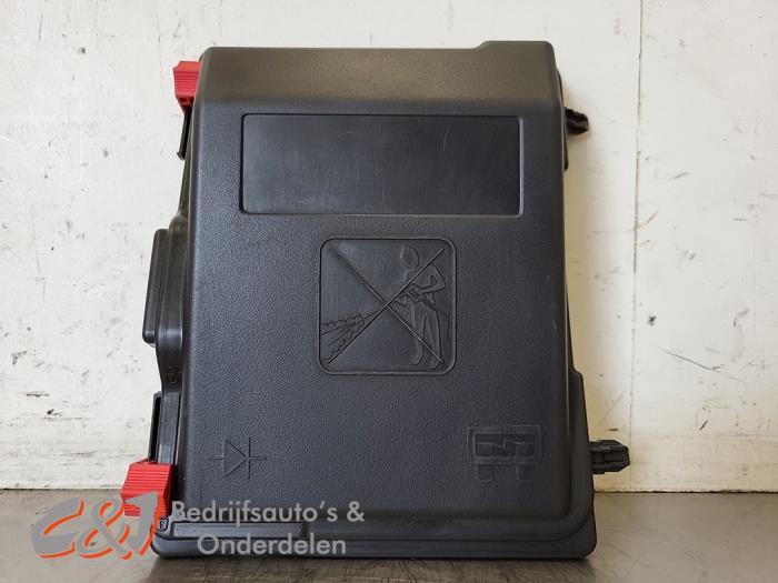 Plaque de protection divers d'un Peugeot Partner, -, 3 mois de garantie, Utilisé, -