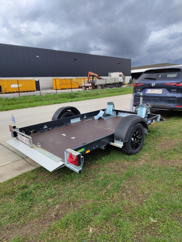 A LOUER : motoremorque permit B 750kg 2 moteurs, Enlèvement, Neuf