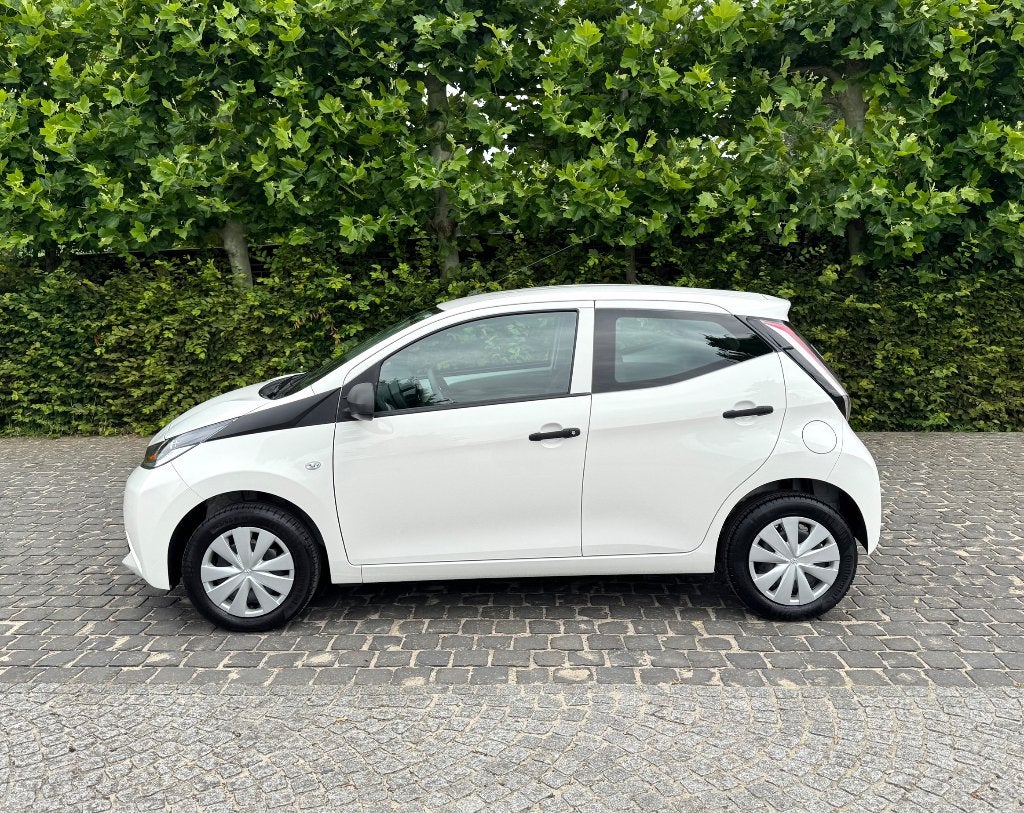 Toyota Aygo 1.0 benzine / 8.000km NIEUWSTAAT, Autos, Toyota, Achat, Entreprise, Boîte manuelle, 5 portes