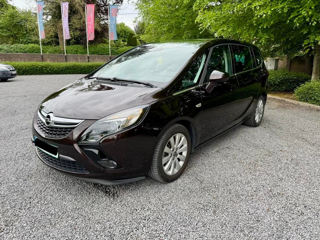 Opel Zafira 2.0cdti Automaat 131pk Euro6b Pano Camera, Auto's, Monovolume, Euro 6, 4 cilinders, Navigatiesysteem