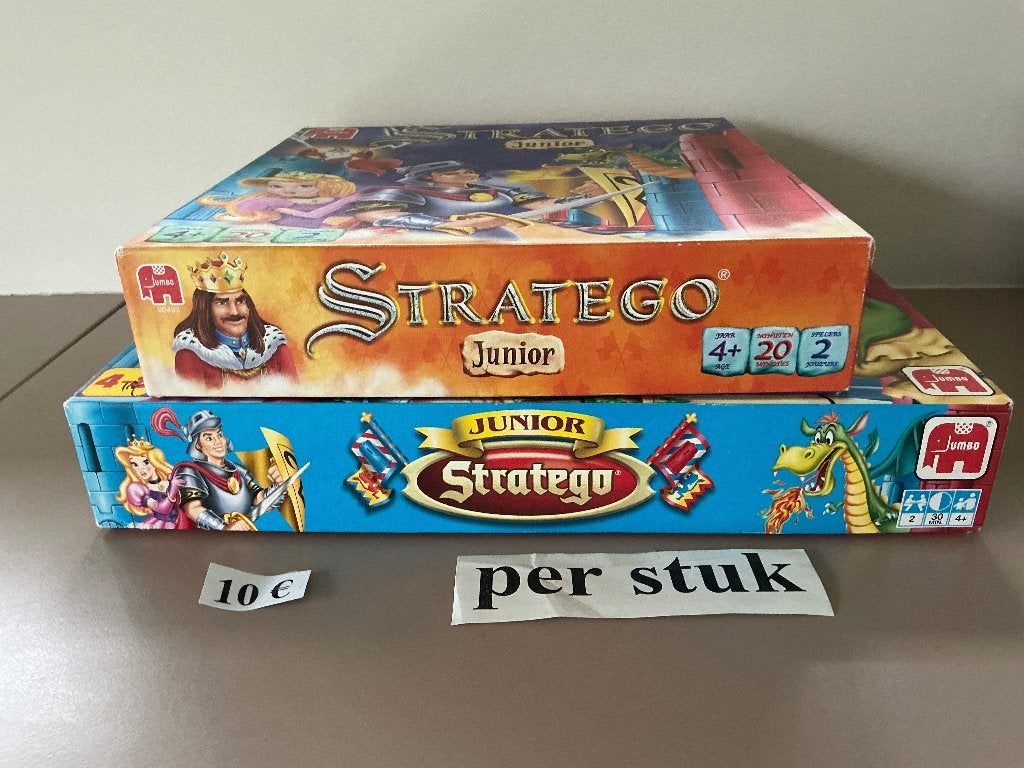 2 jeux de société à 10 euros par jeu et 4 autres, Enlèvement ou Envoi, Comme neuf