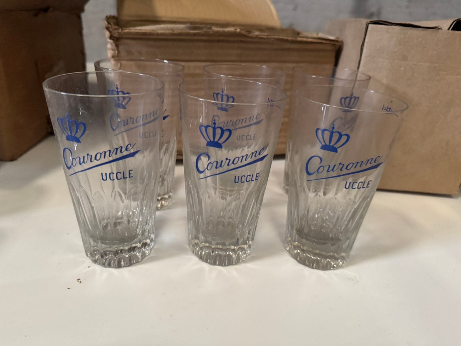 Bierglazen courronne, Ophalen, Zo goed als nieuw