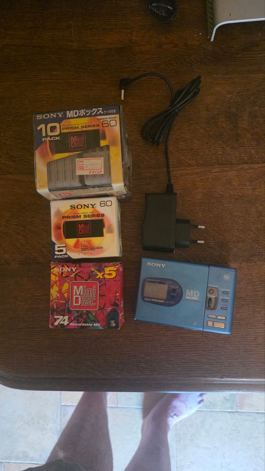 Sony MD Walkman MZ-R35 (Fonctionnel) + 20 MiniDiscs Neufs, Informatique & Logiciels, Enlèvement ou Envoi, Utilisé