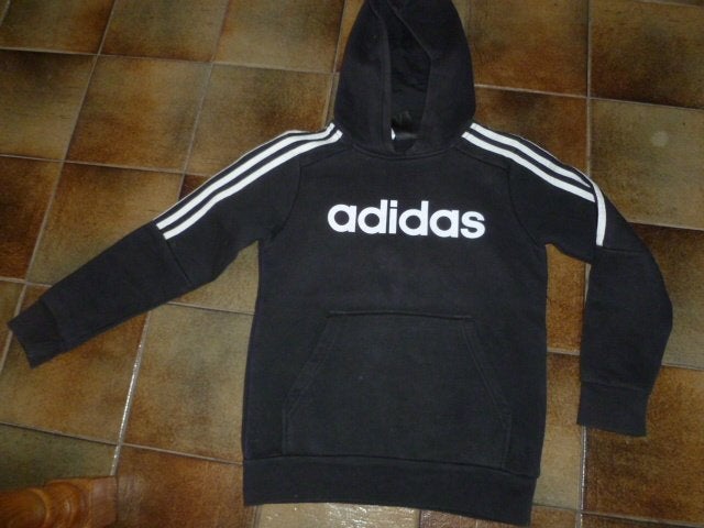 Adidas trui met capuchon, maat 140, Kinderen en Baby's, Kinderkleding | Maat 140, Ophalen of Verzenden, Adidas