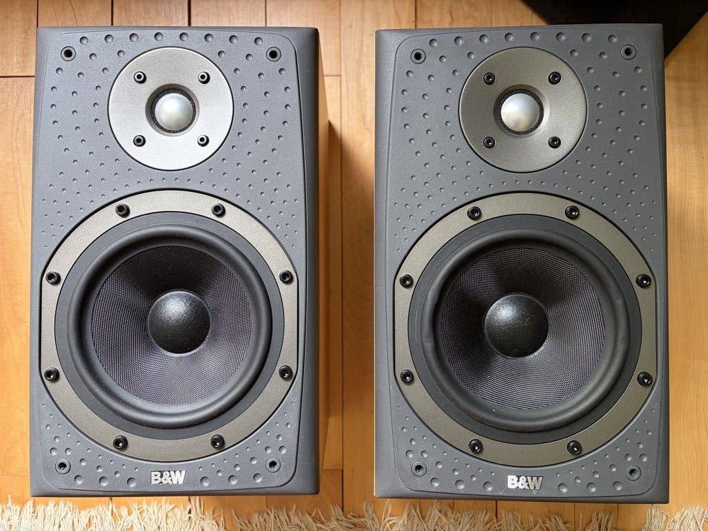 B&W, Enceinte d'étagère, 60 à 120 watts, Comme neuf, Enlèvement