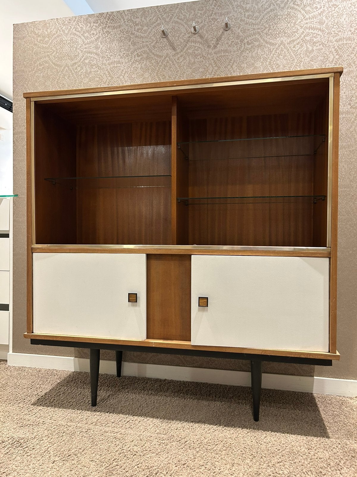 Vintage vitrine kast, Huis en Inrichting, Ophalen, Met plank(en), Gebruikt, 100 tot 150 cm