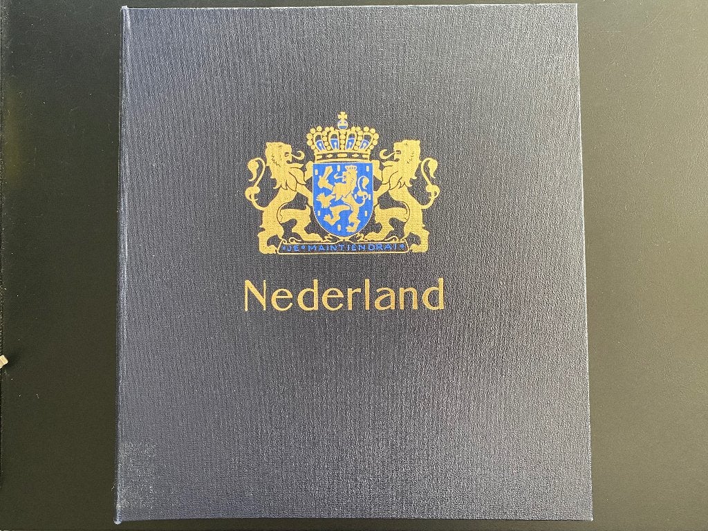 Postzegels postfris Nederland in Davo Album 1977-1997, Postzegels en Munten, Ophalen