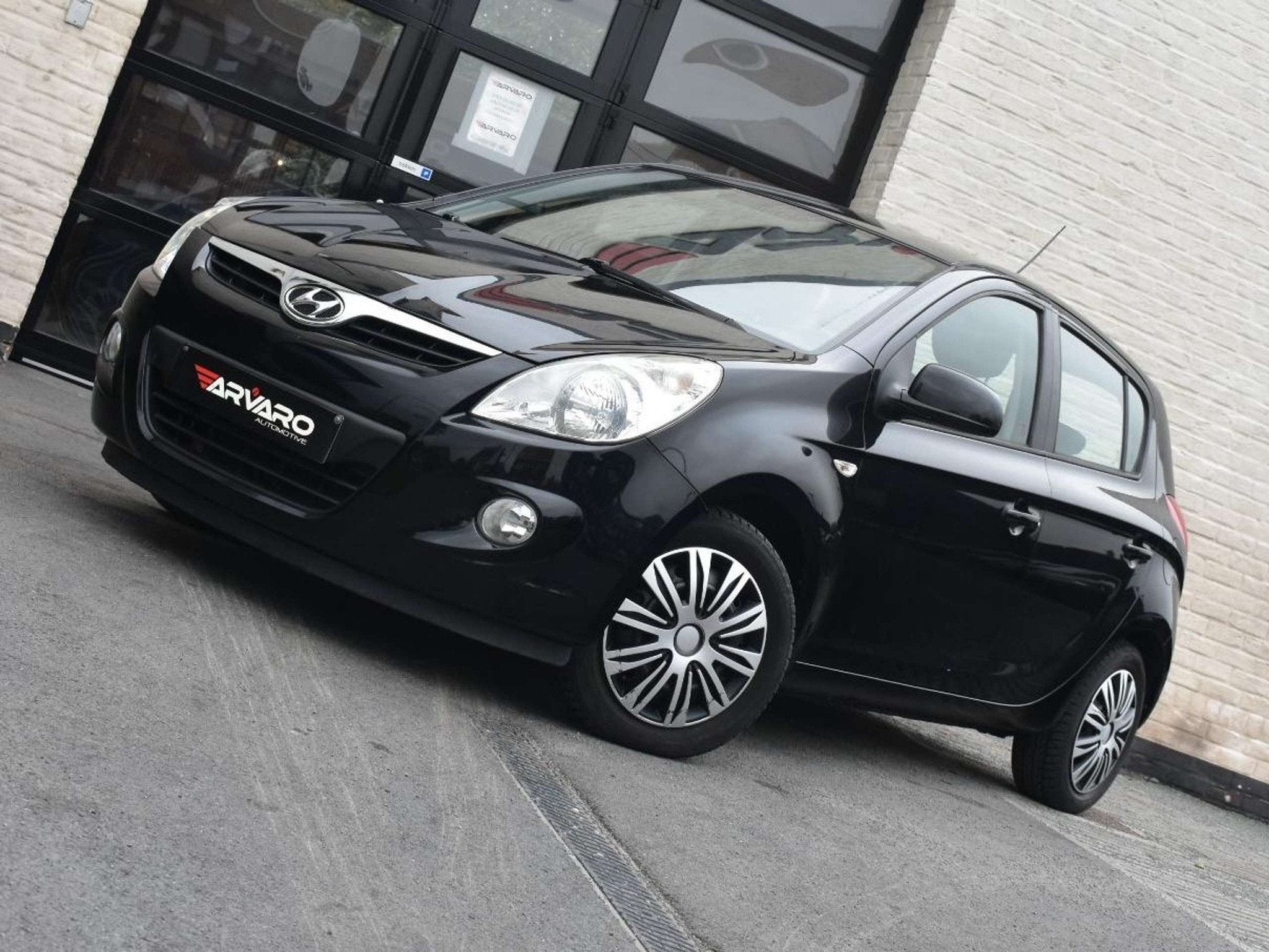Hyundai i20 1.4i Style / Airco / 80Dkm / Garantie, Autos, Achat, Entreprise, Boîte manuelle, Noir