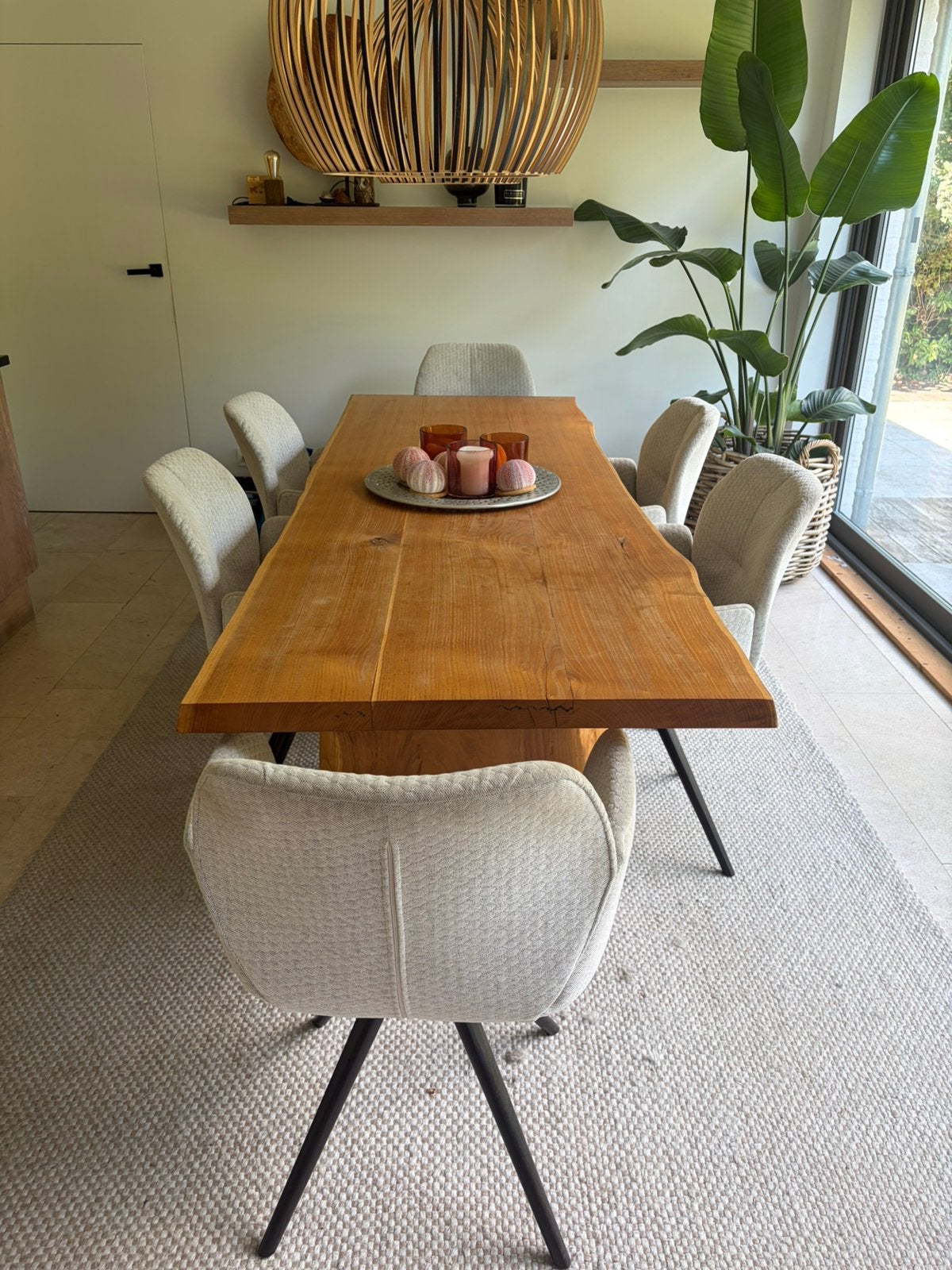 Table en noyer faite main, Cinq personnes ou plus, Comme neuf, Enlèvement, Tijdloos