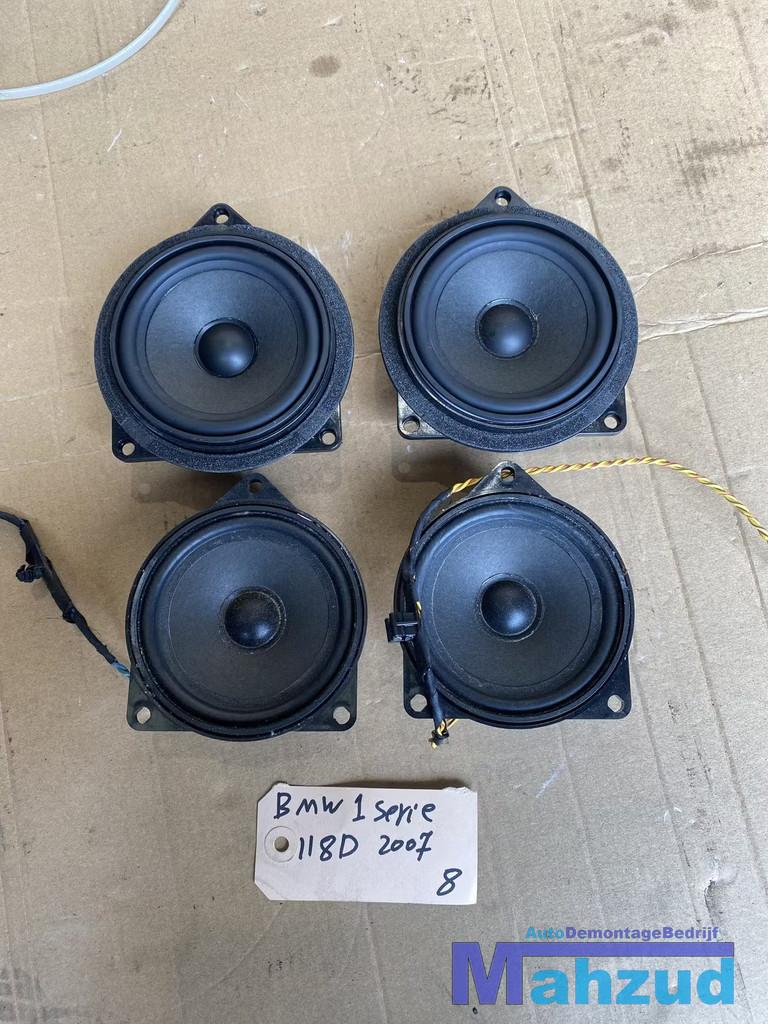 BMW 1 SERIE E87 Speaker box set 5-deurs, Auto-onderdelen, Petuelring 130
80788  Munich, DE, Gebruikt, Info@bmw.de, BMW