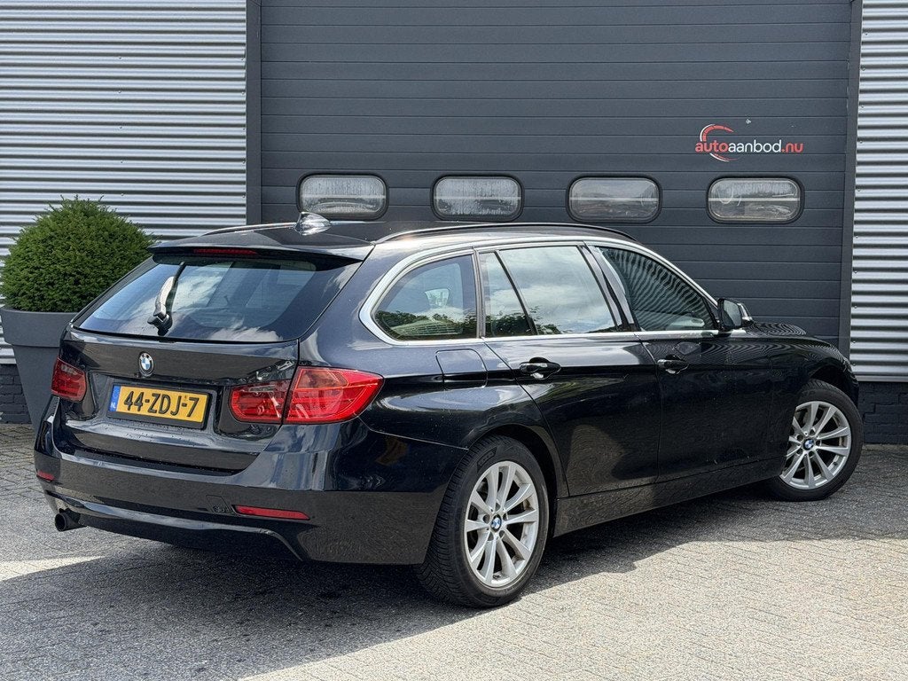 BMW 3 Serie Touring 320d Upgrade Edition, Autos, BMW, Cuir, Achat, 135 kW, Entreprise