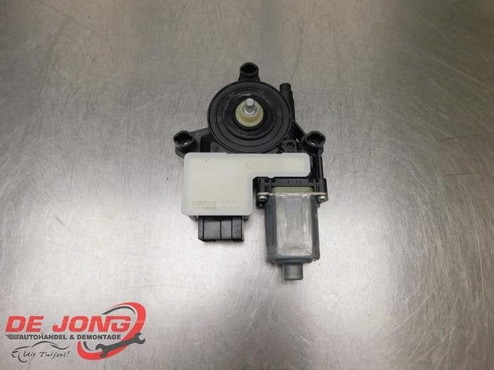 Moteur de vitre portière d'un Volkswagen Polo, Volkswagen, -, 3 mois de garantie, Utilisé