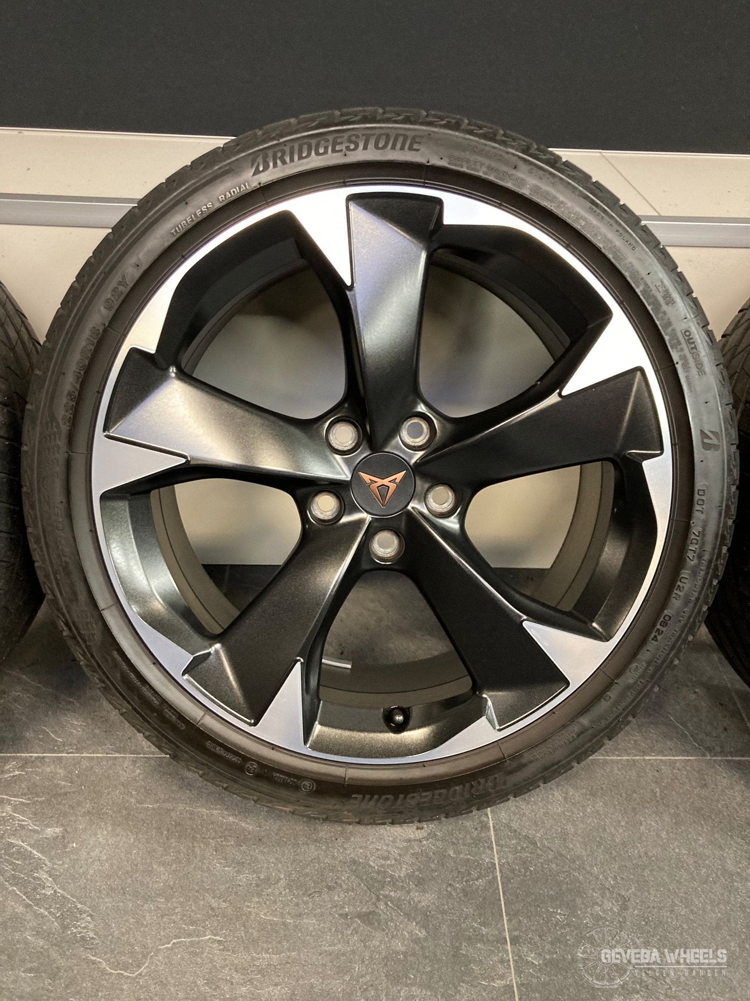 18” originele Cupra Leon / Seat Leon velgen + banden 5x112, Pneus et Jantes, Véhicule de tourisme, Pneus été, -