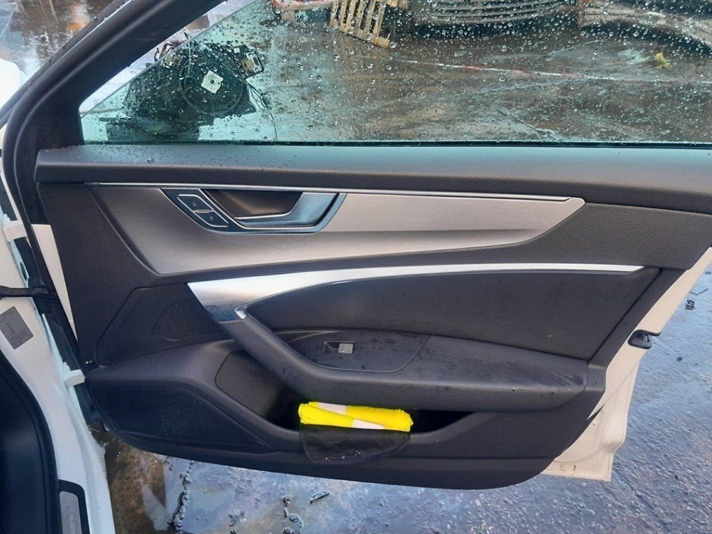 PANNEAU DE PORTE AVANT DROIT Audi A6 (C8) (|4K1867104AG|), Auto-Union-Straße  1,
85057  Ingolstadt, DE, Info@audi.de, Audi, Utilisé