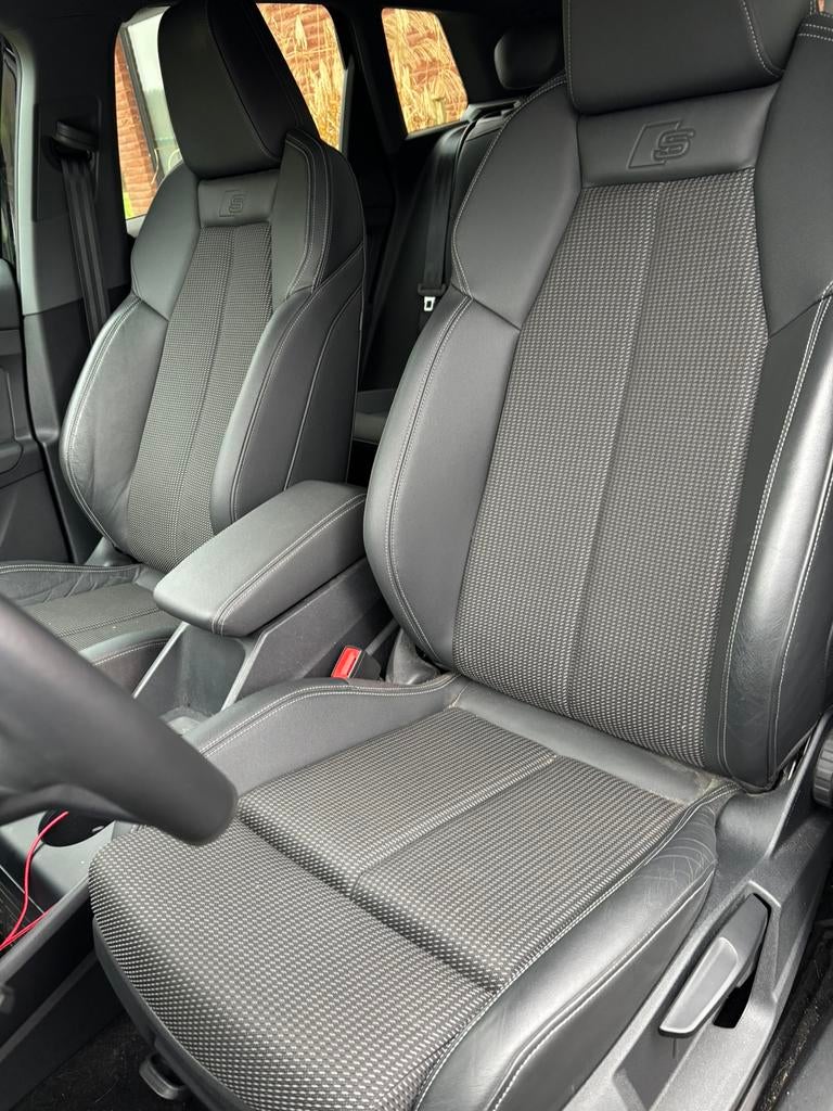 Intérieur/ sièges Audi Q4 Teron 2024, Autos : Pièces & Accessoires, Habitacle & Garnissage, Enlèvement, Audi