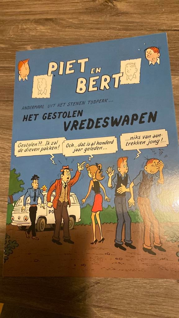 Piet Pienter en Bert Bibber - Het gestolen vredeswapen, Boeken, Stripverhalen, Ophalen of Verzenden, Zo goed als nieuw