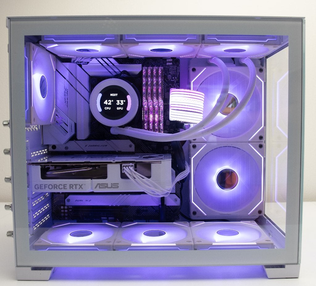 Lian Li P11 Mini Snow | RTX 5060 Ti | i5-13600KF | 32 GB, Ophalen, Le pc est monté avec différentes marques, 32 GB, Zo goed als nieuw
