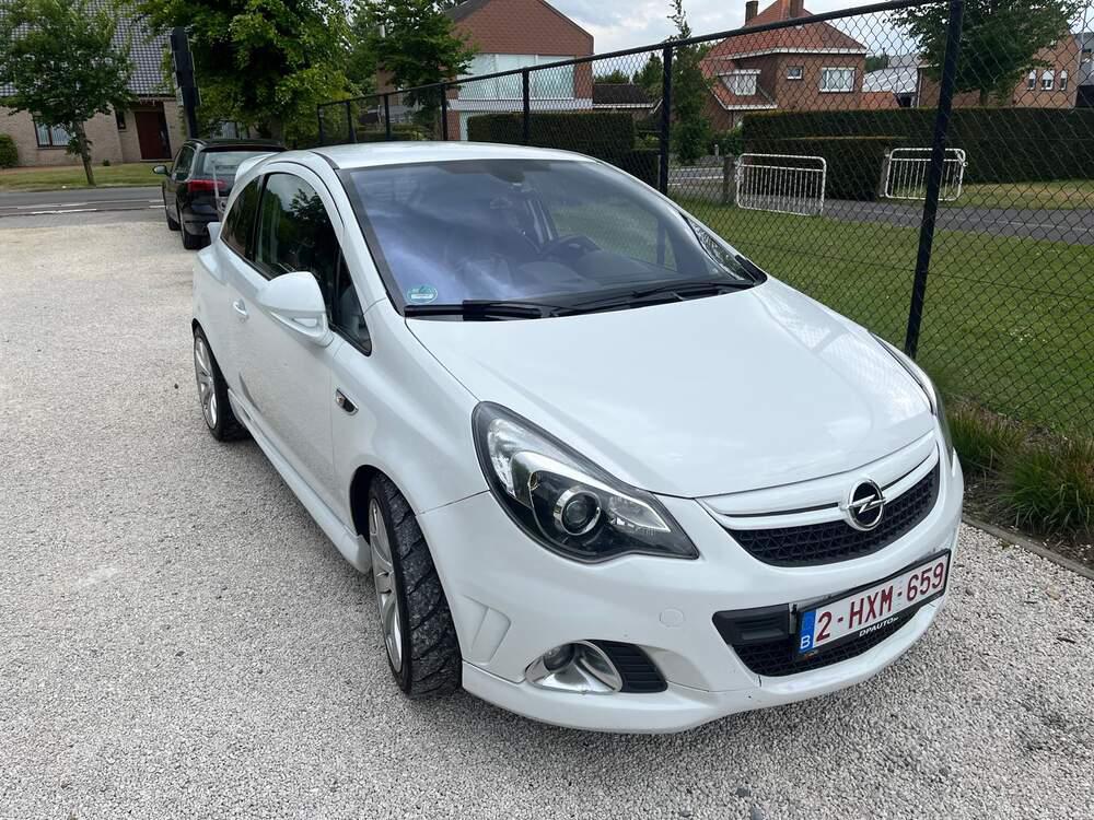 Opel corsa d opc, Autos, Opel, Particulier, Corsa, Bluetooth, Essence, Euro 5, Bleu, Cuir, Enlèvement ou Envoi