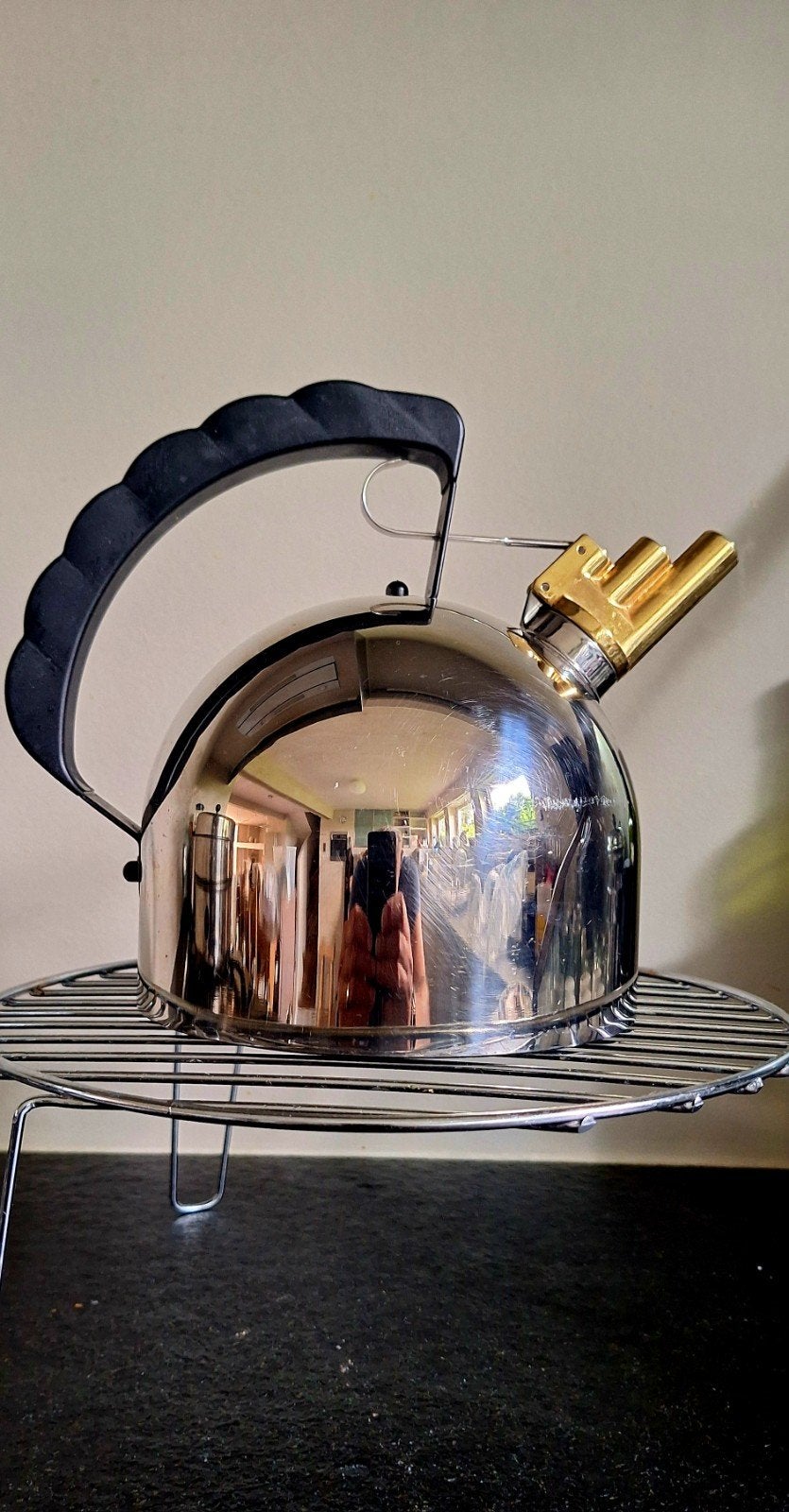 Bouilloire Alessi (article 9091), Antiquités & Art, Art | Objets design, Enlèvement