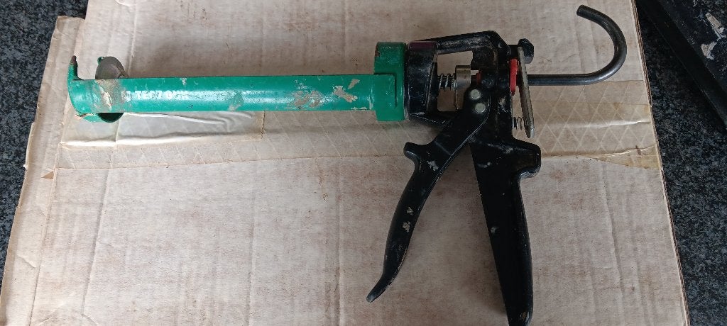 hand kit pistool,silicone spuit, Ophalen, Zo goed als nieuw, Kitspuit