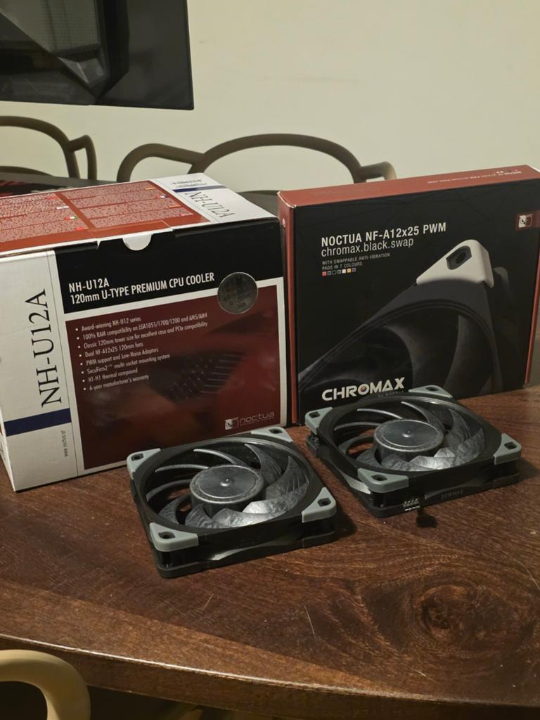 Set Noctua NH-U12A + Chromax noir.swap, Informatique & Logiciels, Refroidisseurs d'ordinateur, Enlèvement ou Envoi