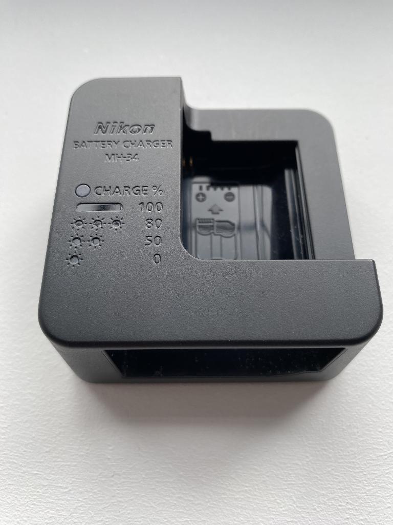 Nikon MH-34-oplader — NIEUW (USB-C), Ophalen of Verzenden, Nieuw