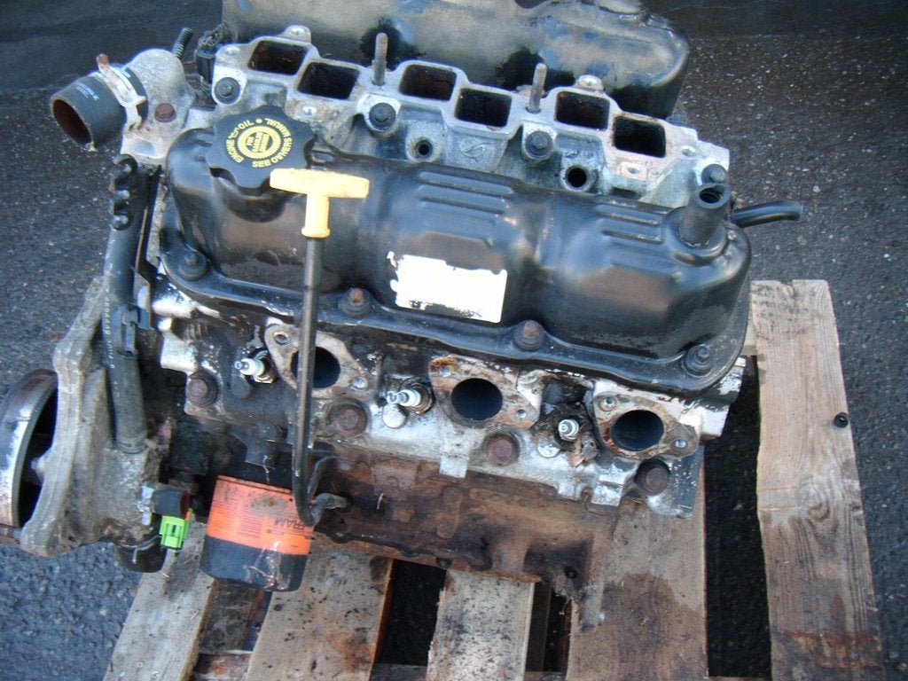 Moteur EGM Nu CHRYSLER VOYAGER, Envoi, Utilisé, Daihatsu