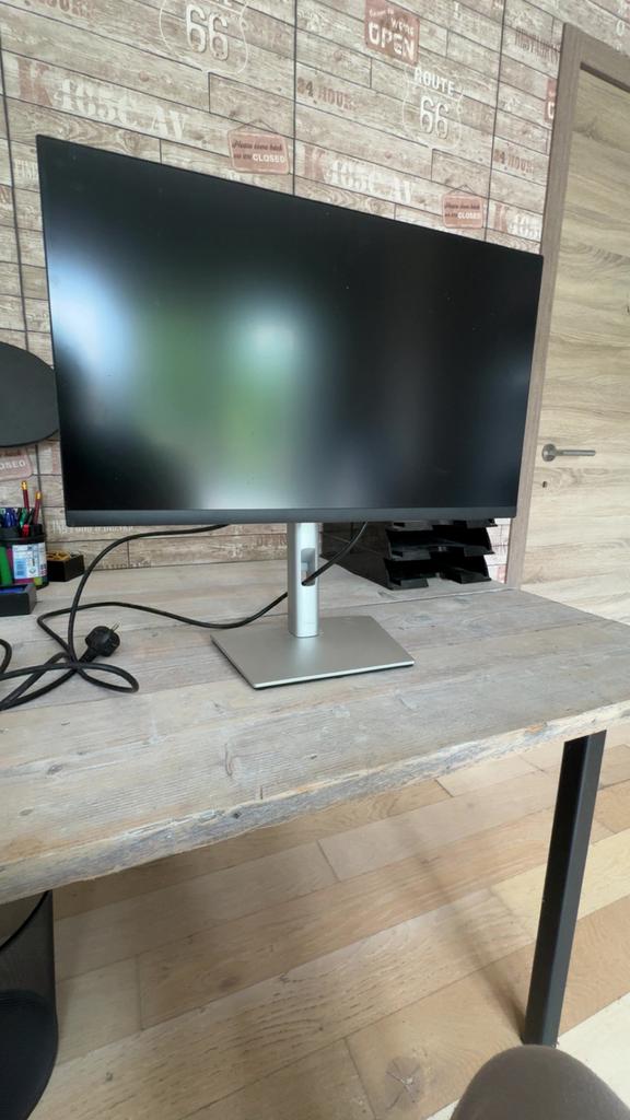 DELL P Series 24 USB-C-hubmonitor, Ophalen, Zo goed als nieuw, USB-C