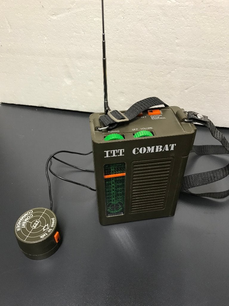 ITT COMBAT RADIO - Vintage !!!, Enlèvement ou Envoi