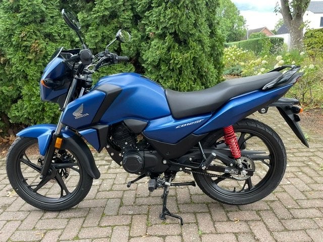 CBF 125 ME, Motoren, 125 cc, Toermotor, 11 kW of minder, Handgeschakeld