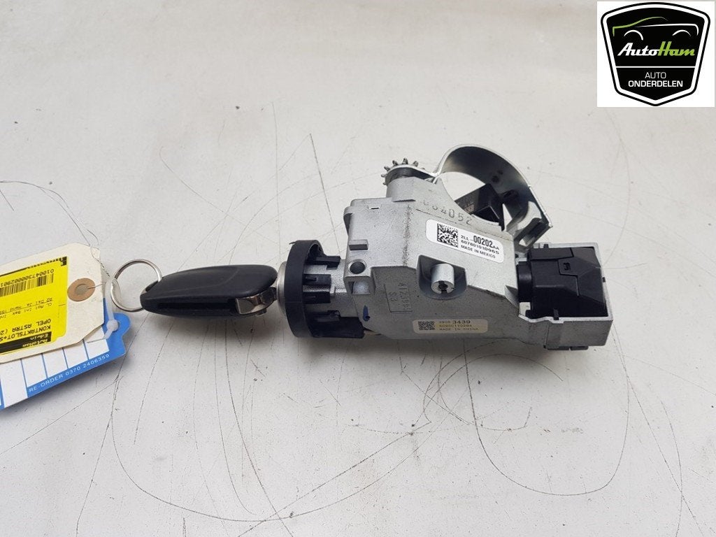 CONTACTSLOT + SLEUTEL Opel Astra K Sports Tourer, Dhr. J. Ham, Gebruikt, Administratie@autoham.nl, Opel